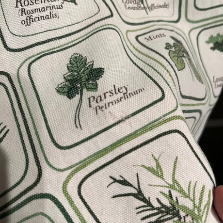 apron "plant"
