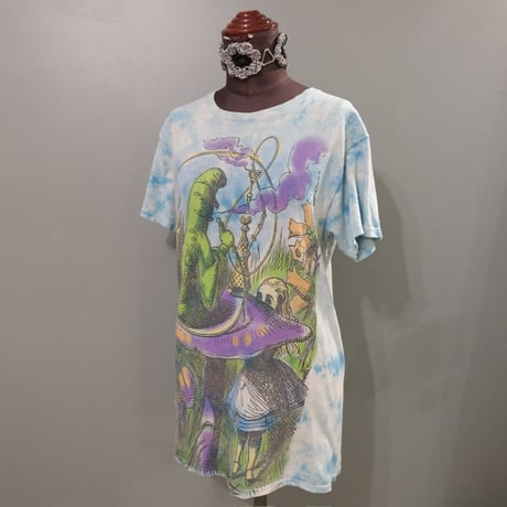LIQUID BLUE / "Alice" tee