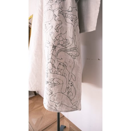 eski. × 画楽 / antique linen smock / animal