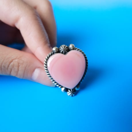 navajo / conch shell heart ring
