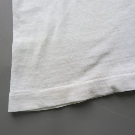 print tee / white