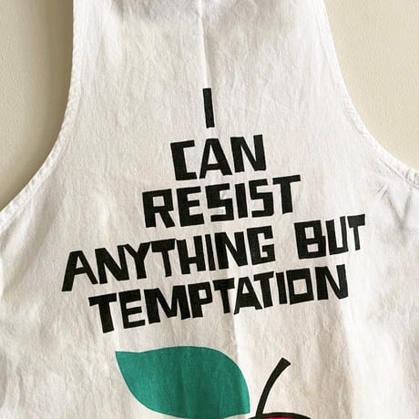 apron "apple"