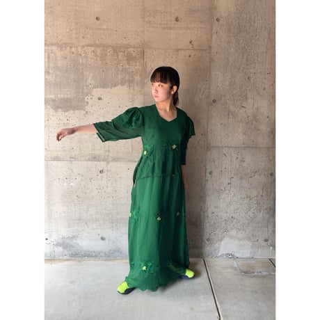 embroidery green dress