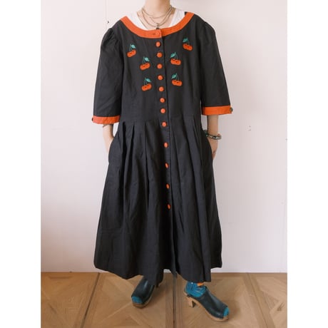 tyrol dress / cherry