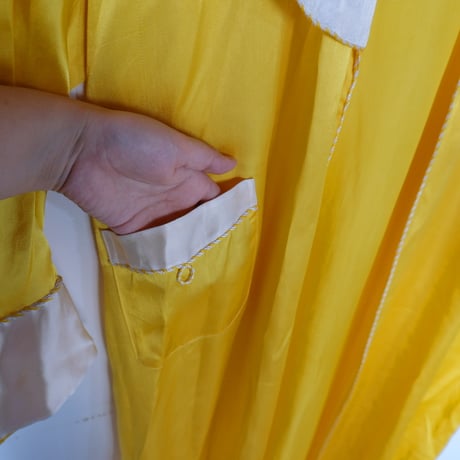 plain china gown / yellow