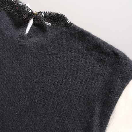 monotone argyle knit