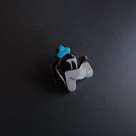 ZUNI / Goofy brooch (pendant top)