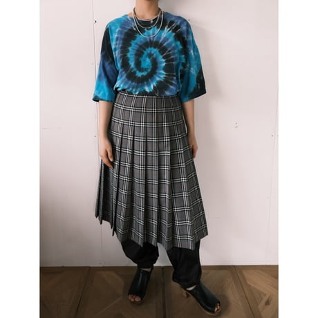 Burberry's / check pleats skirt / gray