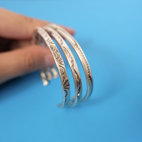 navajo "Elaine Tahe" twist × stamp work bangle