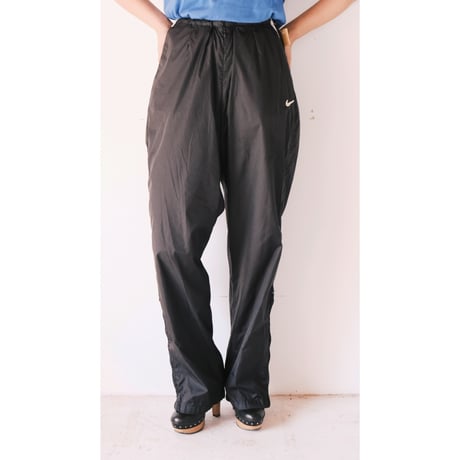 NIKE / nylon pants / cream yellow