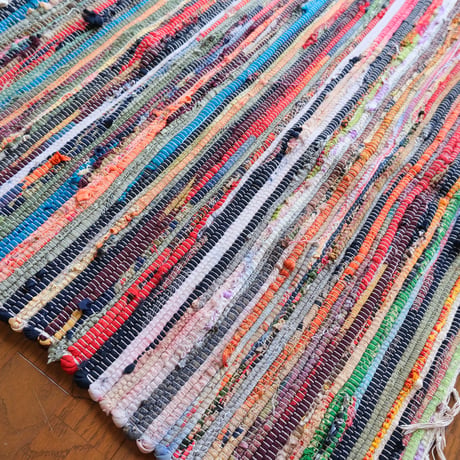 vintage rug / multi color