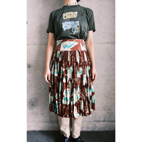 over dye tee shirt “khaki”
