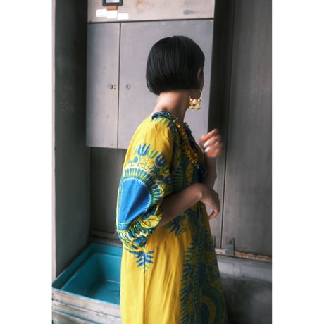 yellow × blue dress