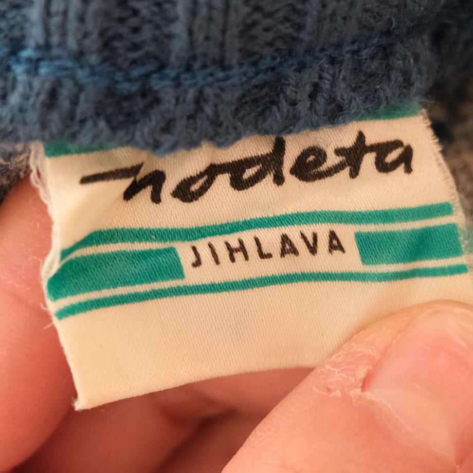 657543abdda6734b6a2d77fd