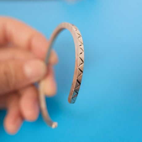navajo "Elaine Tahe" stamp bangle
