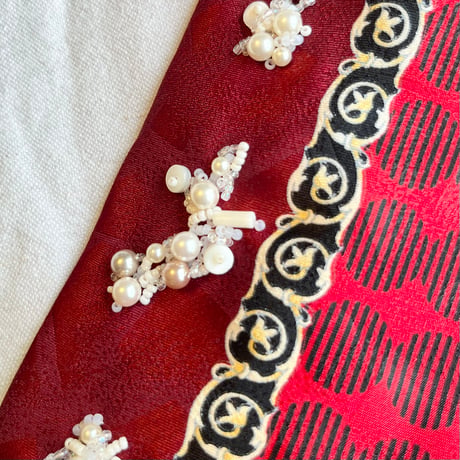 "繕う" collaboration beads embroidery necktie "tubutubu × red"