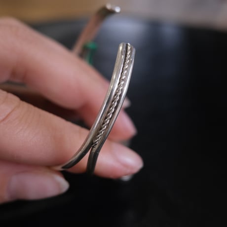 "Mickey" bangle / ZUNI artist"AndreaLonjose"