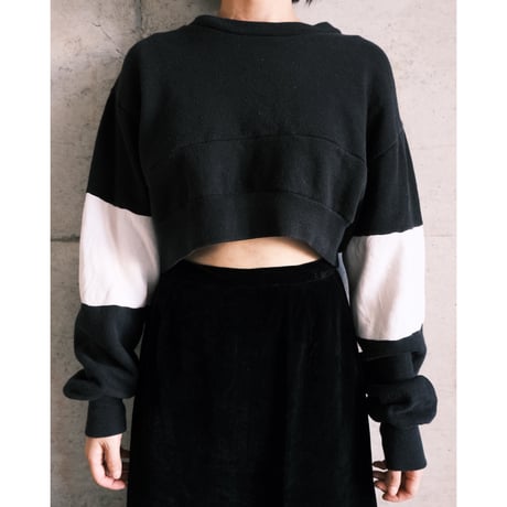 monotone short sweat