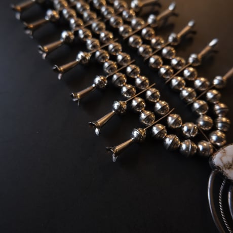 navajo "PhillGarcia" / squash blossom naja necklace