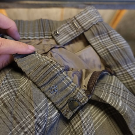 pleats check skirt