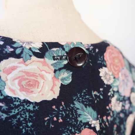 rayon flower dress / navy