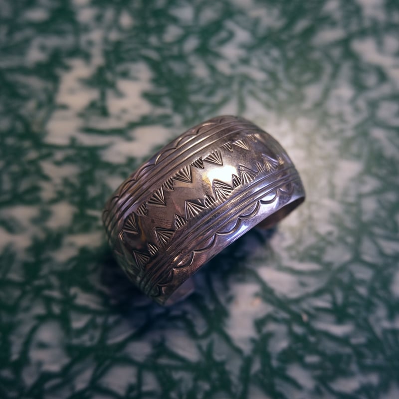 navajo/Carson B./bangle | e s k i .