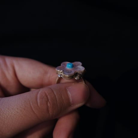 ZUNI / flower ring / pink shell (big)