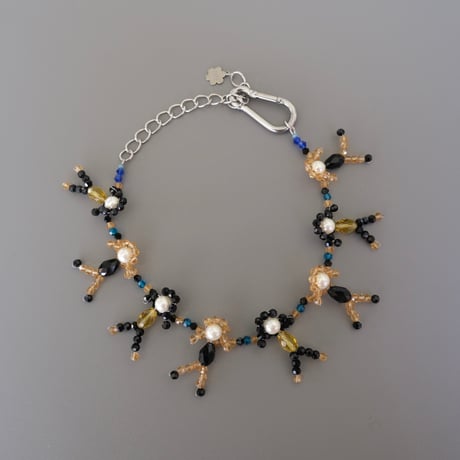 lili by SERI / hobbit necklace