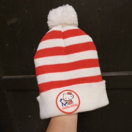 "Hello Kitty" knit cap
