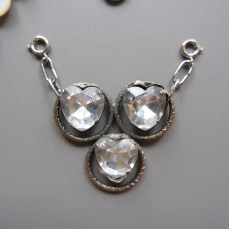 eski. original "shell × chain" necklace