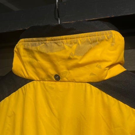 Columbia / nylon jacket