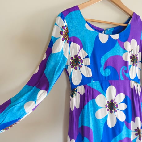 70s flower dress
