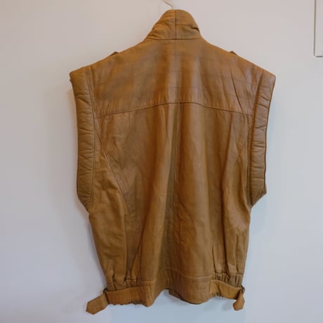 leather big vest / camel