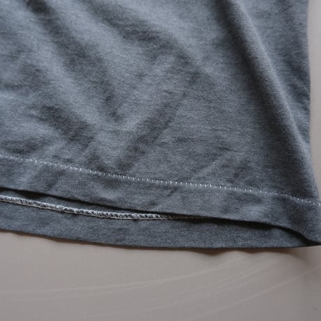 over dye tee "tennis" / black