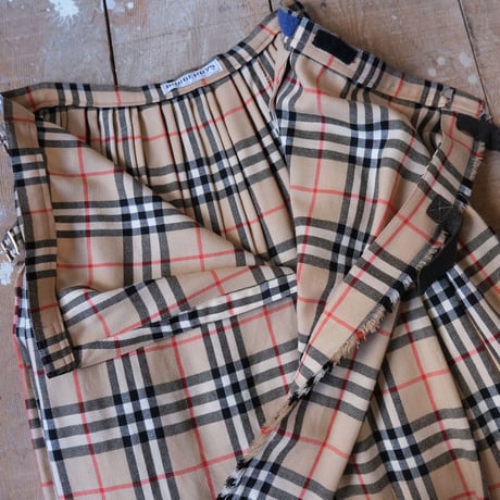 BURBERRY'S / check skirt / made in England