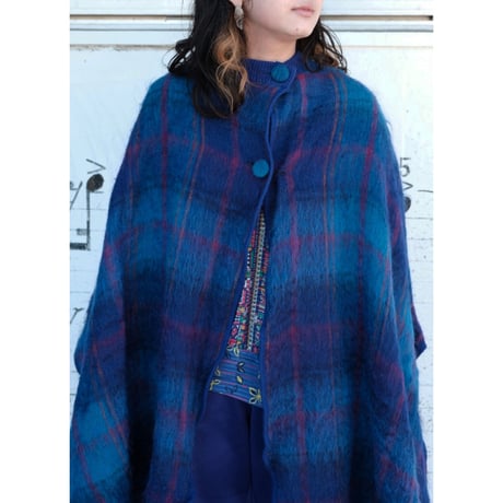 LOCHARRON / mohair check cape
