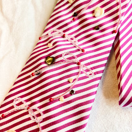 "繕う" collaboration beads embroidery necktie "ribbon × stripe"