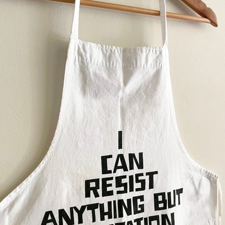 apron "apple"