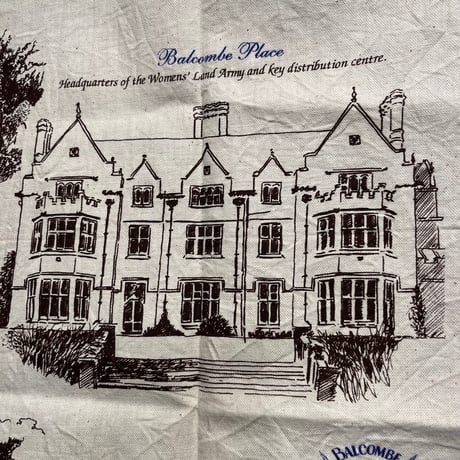 apron "village"