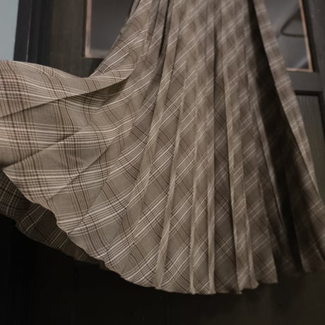 pleats check skirt