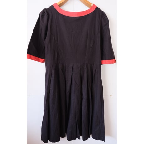 tyrol dress / cherry