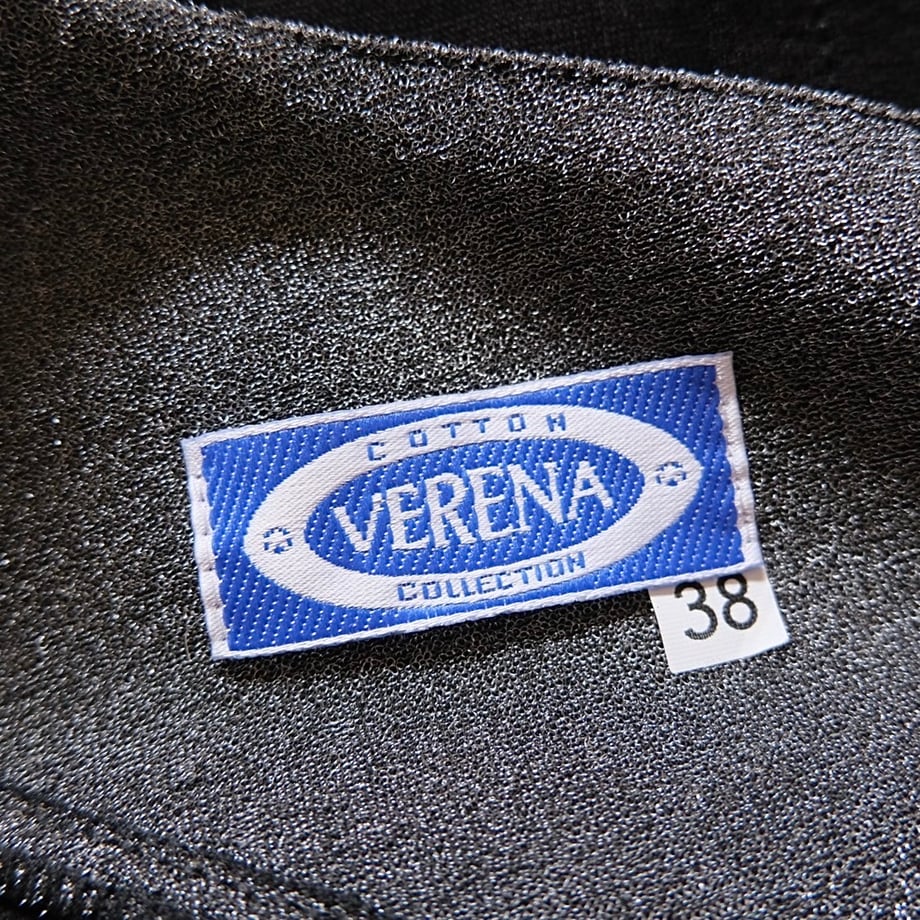 68e1cabbb859d309fa73698e