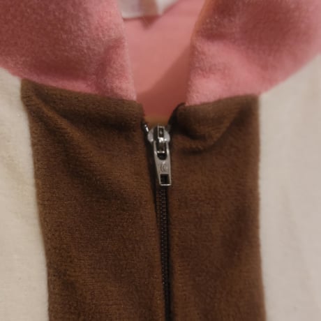 pink × brown stand collar dress