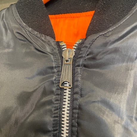 reversible / MA-1 type nylon jacket