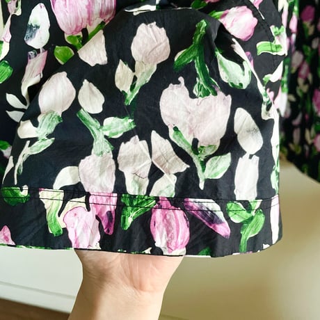 “MARNI” neck ribbon black×flower print dress