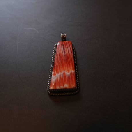 indian jewely / "spiny oyster shell" pendant top