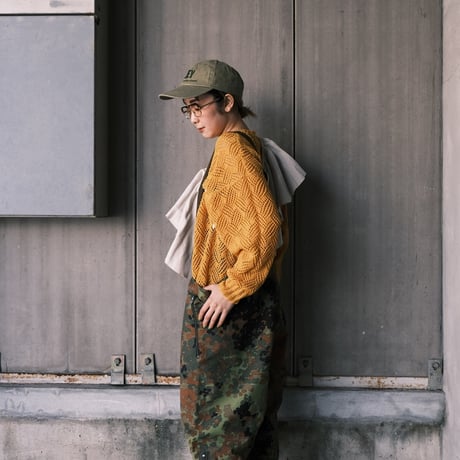 eski. original frill collar