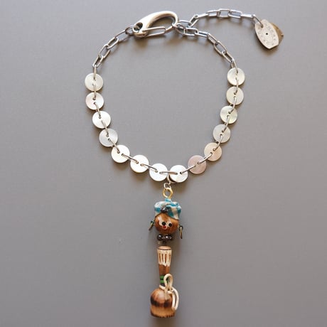 eski. original shell chain necklace "girl mascot"