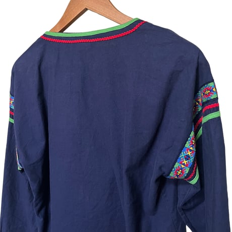embroidery blouse