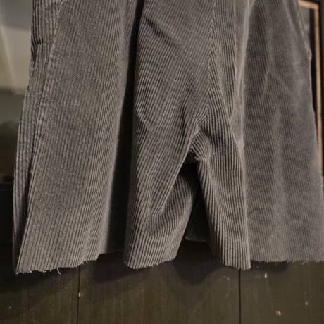 cutoff corduroy short pants